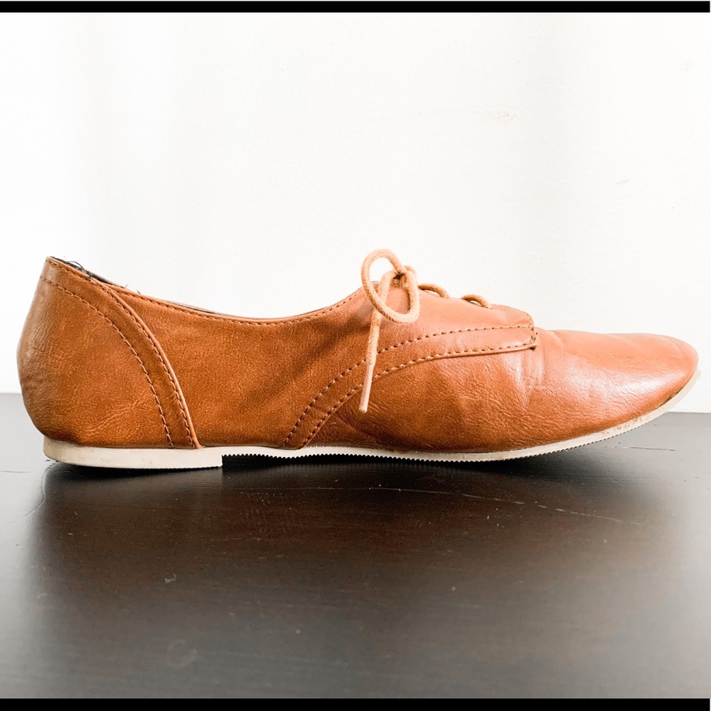 Brown Vintage Flat Shoes